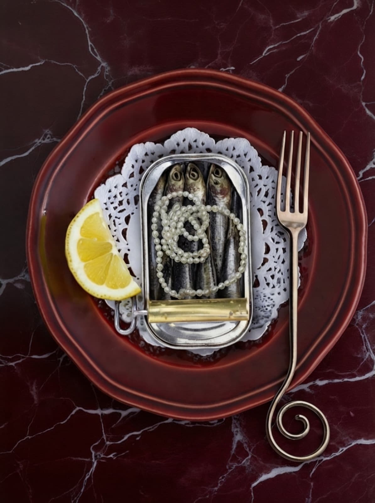 Eksperimenterende interiørunivers skabt af Anne